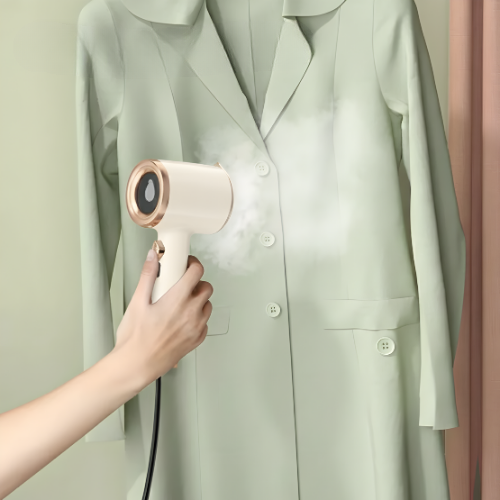 Optimized Product Title: "Kompaktes Reisebügeleisen mit Dampffunktion – Falten in Sekunden Entfernen, Ideal für Reisen und Zuhause" 

This title includes relevant keywords for better visibility while maintaining clarity and appeal.