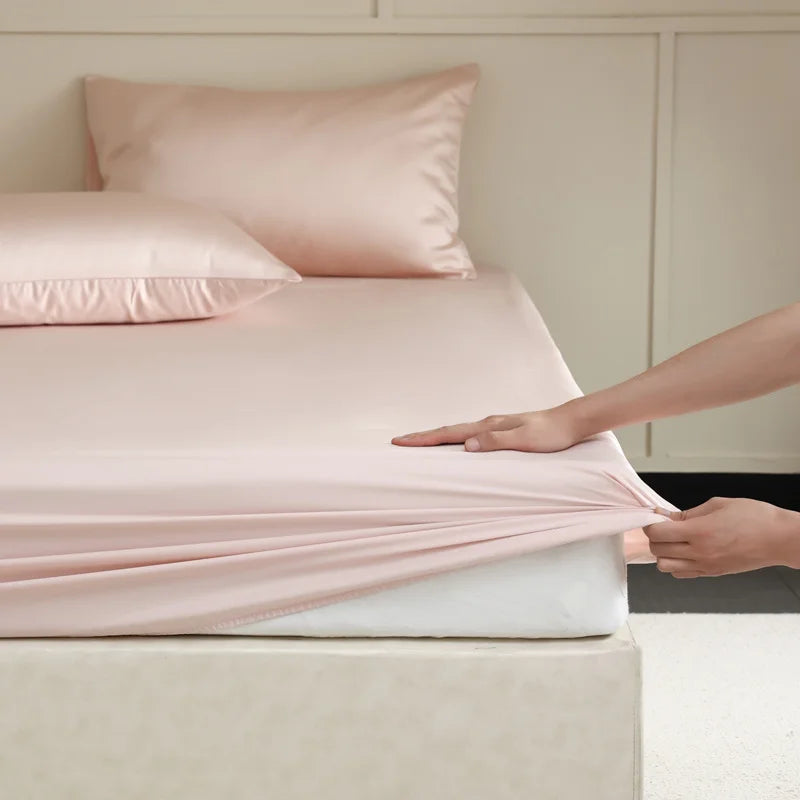 Mulberry Silk Fitted Sheet – Temperature-Regulating, Hypoallergenic & 3 Sizes