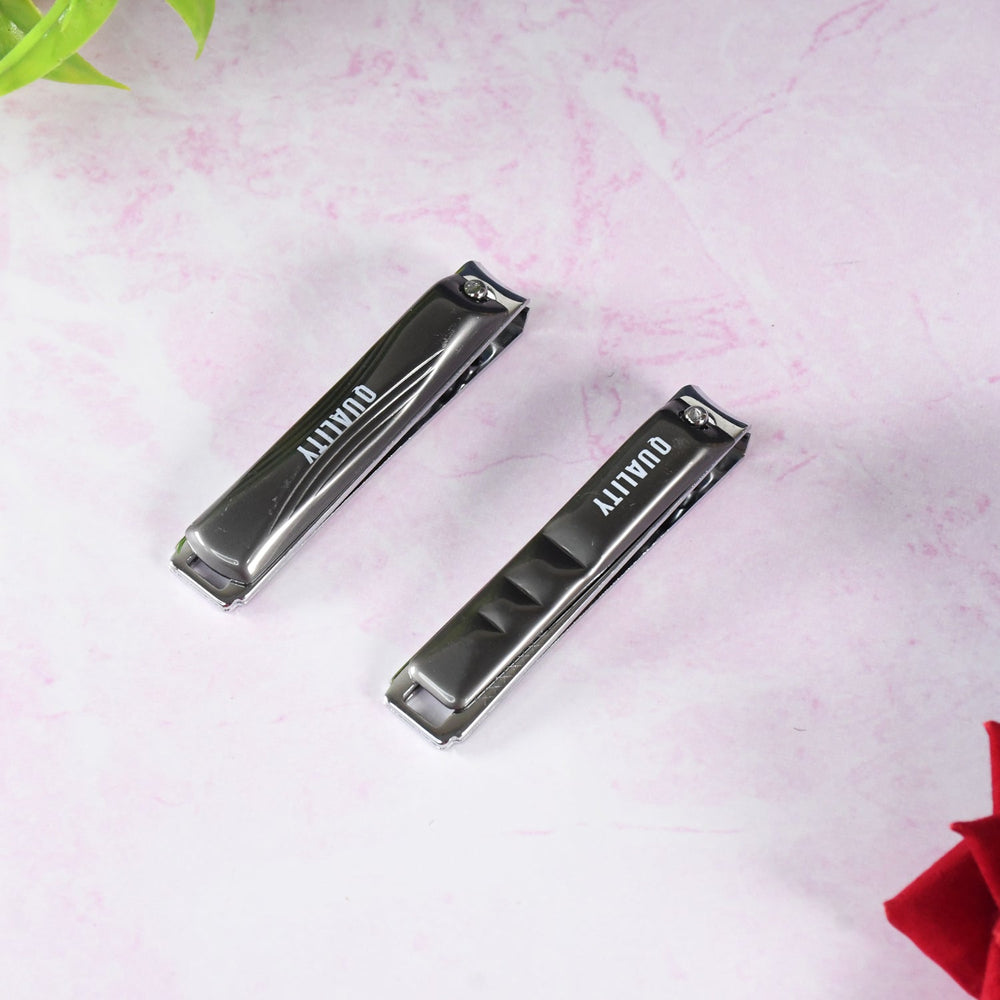 Stainless Steel Nail Clipper – Foldable Design, Built-In Nail File & Travel Size