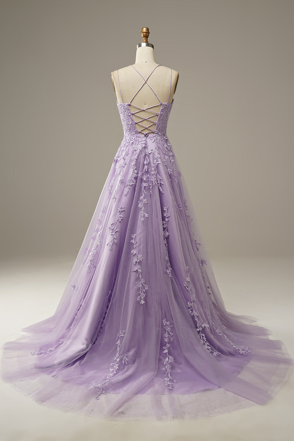 Victoria – Fashionable Tulle Ball Gown with Appliqués