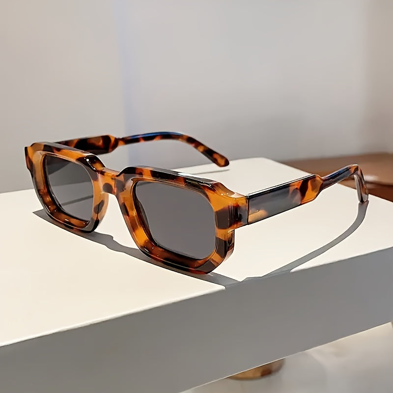 Retro Square Sunglasses – Polycarbonate, UV Protection & Unisex
