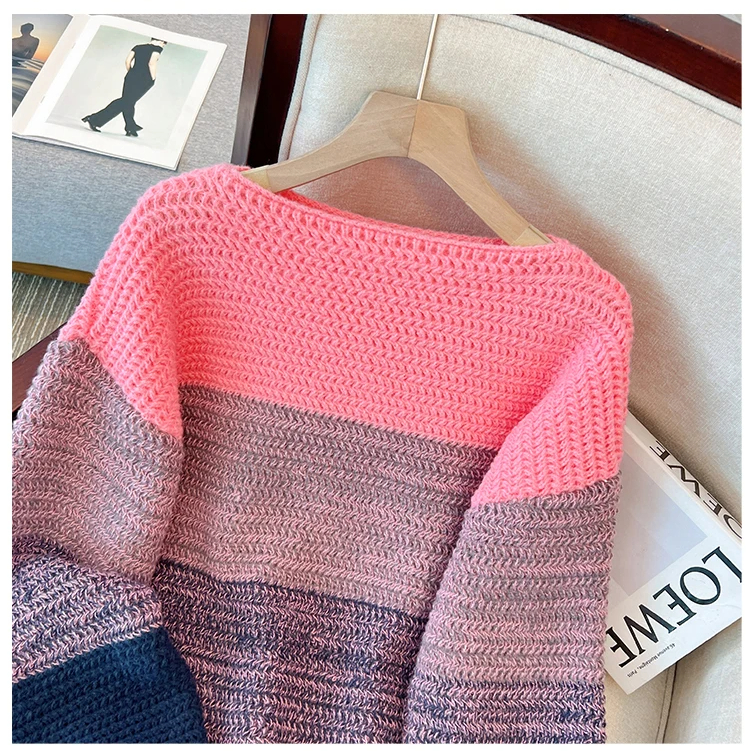 Cozy Plus-Size Fall Sweater - Lounge-Style with Trendy Color-Block Patch Design