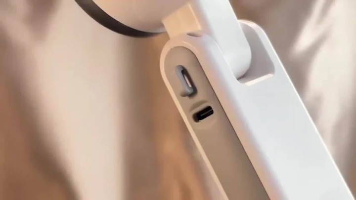 Portable Handheld Fan – USB-C Rechargeable, 5 Speeds & 180° Adjustable Tilt