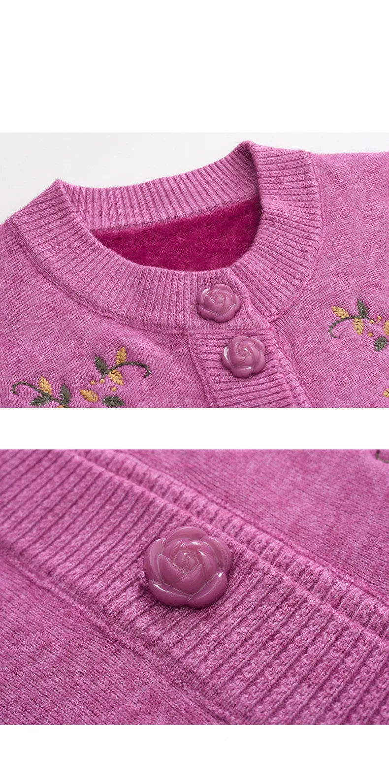 Plus-Size Velvet Knit Sweater 'Winterzauber' - Cozy & Stylish Winter Fashion