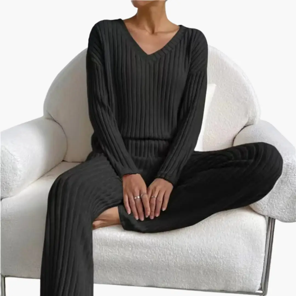 Women's Lounge Set – V-Neck, Ribbed Texture & Two-Piece