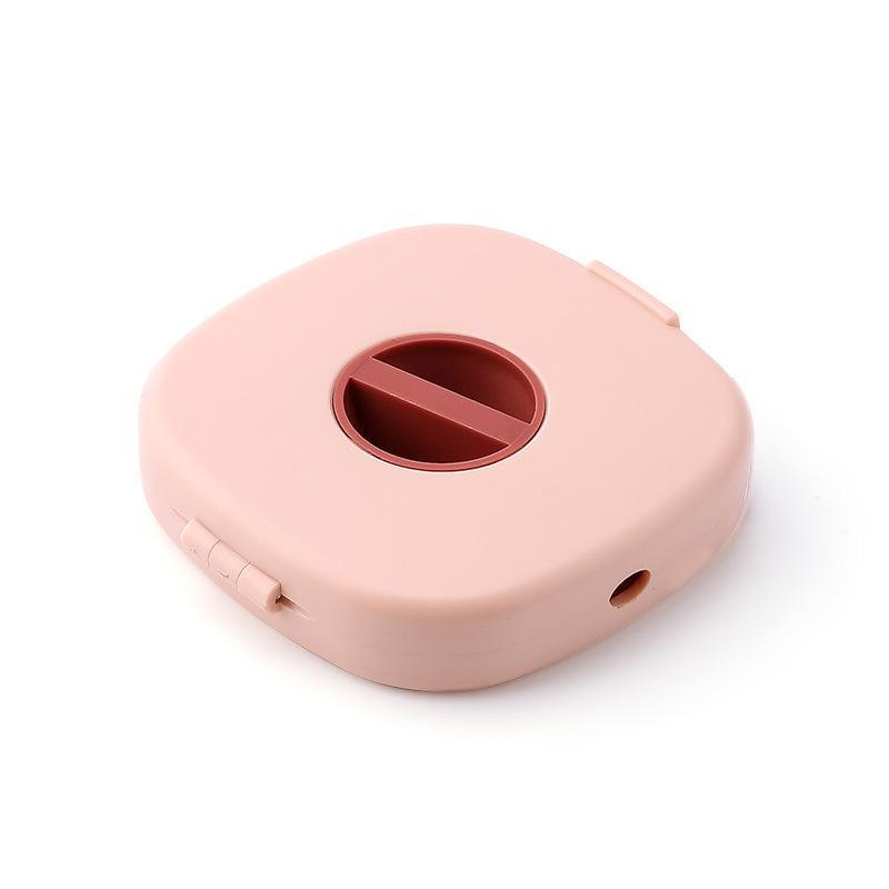 Enhanced Product Title: "2-in-1 Kabelaufroller mit integriertem Telefonständer – Kompakt & Tragbar für unterwegs" 

This title maintains the original product features while adding keywords like "tragbar" (portable) to attract more potential customers sear