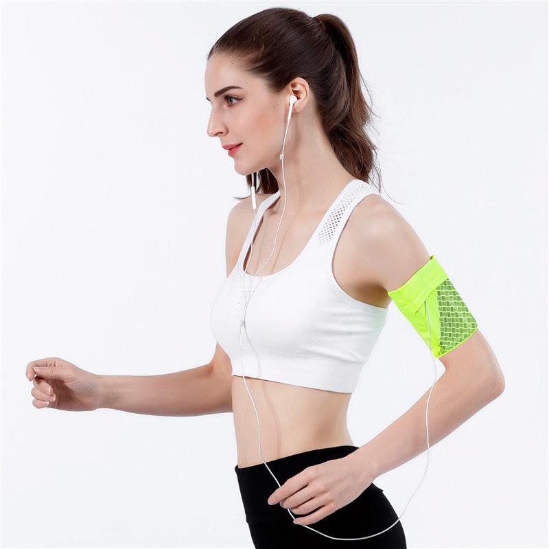 Running Wristband Phone Holder – Reflective, Adjustable 19–32cm, Lightweight 30g