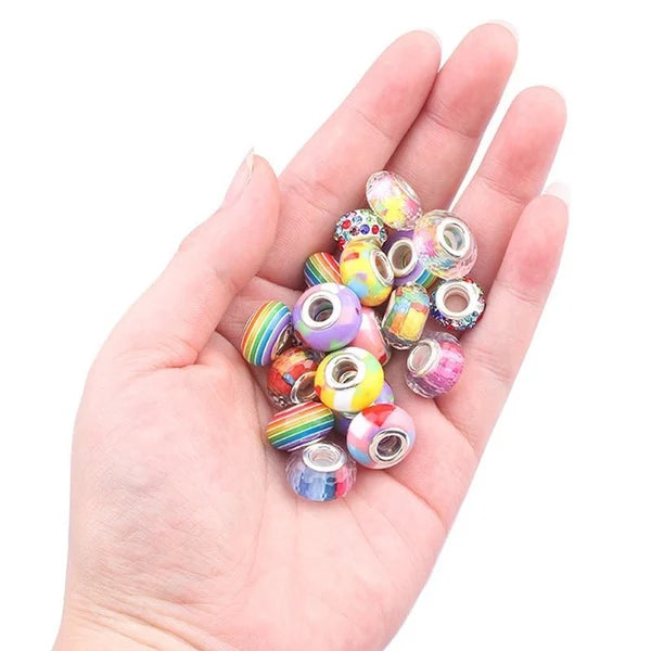 Kids Jewelry Making Kit – 100+ Beads, Charms & Adjustable Chains