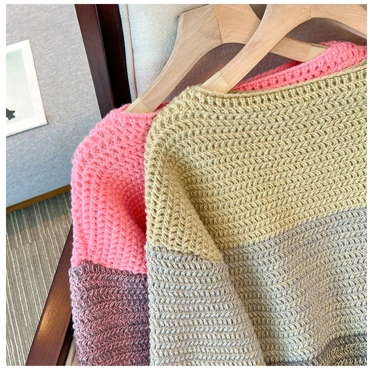 Women's Oversized Knit Sweater with Patchwork Design – Melina