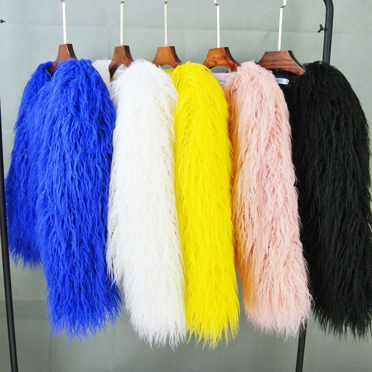 Soraya – Elegant Faux Fur Coat