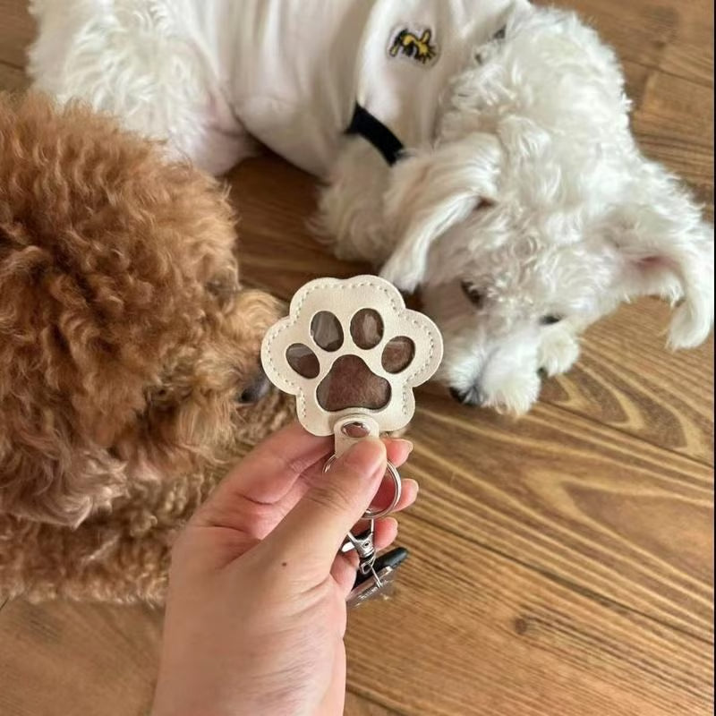 Paw-Shaped Keychain – PU Leather, 5.5cm, Keepsake Storage Compartment