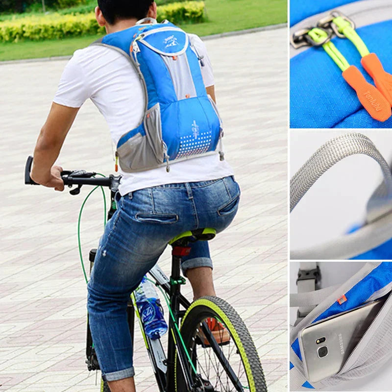 AquaPack – Lightweight Waterproof Backpack with Integrated Water Bladder
