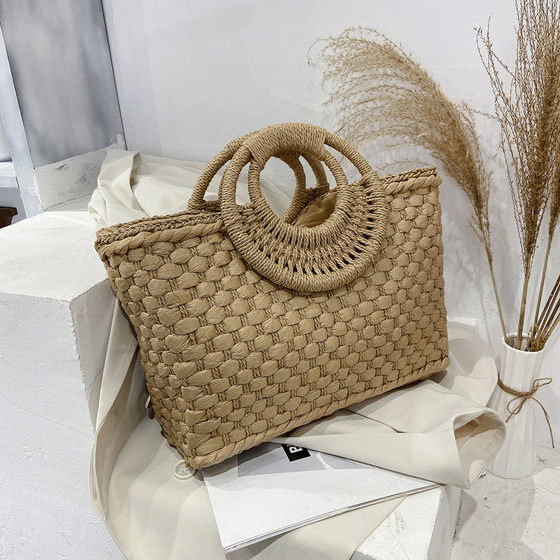 Woven Beach Bag – Round Handles, Spacious & Boho Design