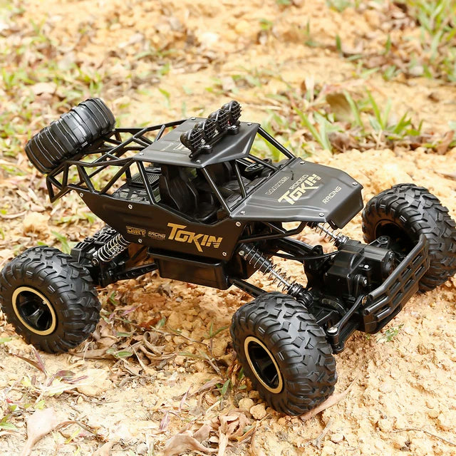RC Truck 4WD Off-Road – 1:12 Scale, Dual Motor & 2.4GHz 80m Remote Control