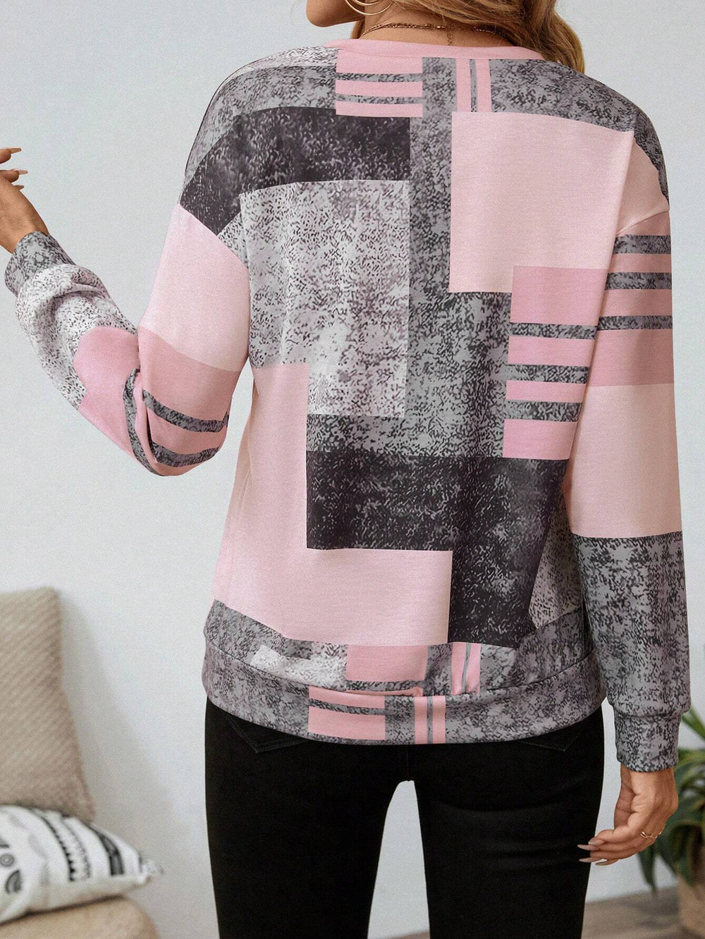 Kaimana™ Vintage-Inspired Chic Sweatshirt for Stylish Comfort | Retro Fashion Statement