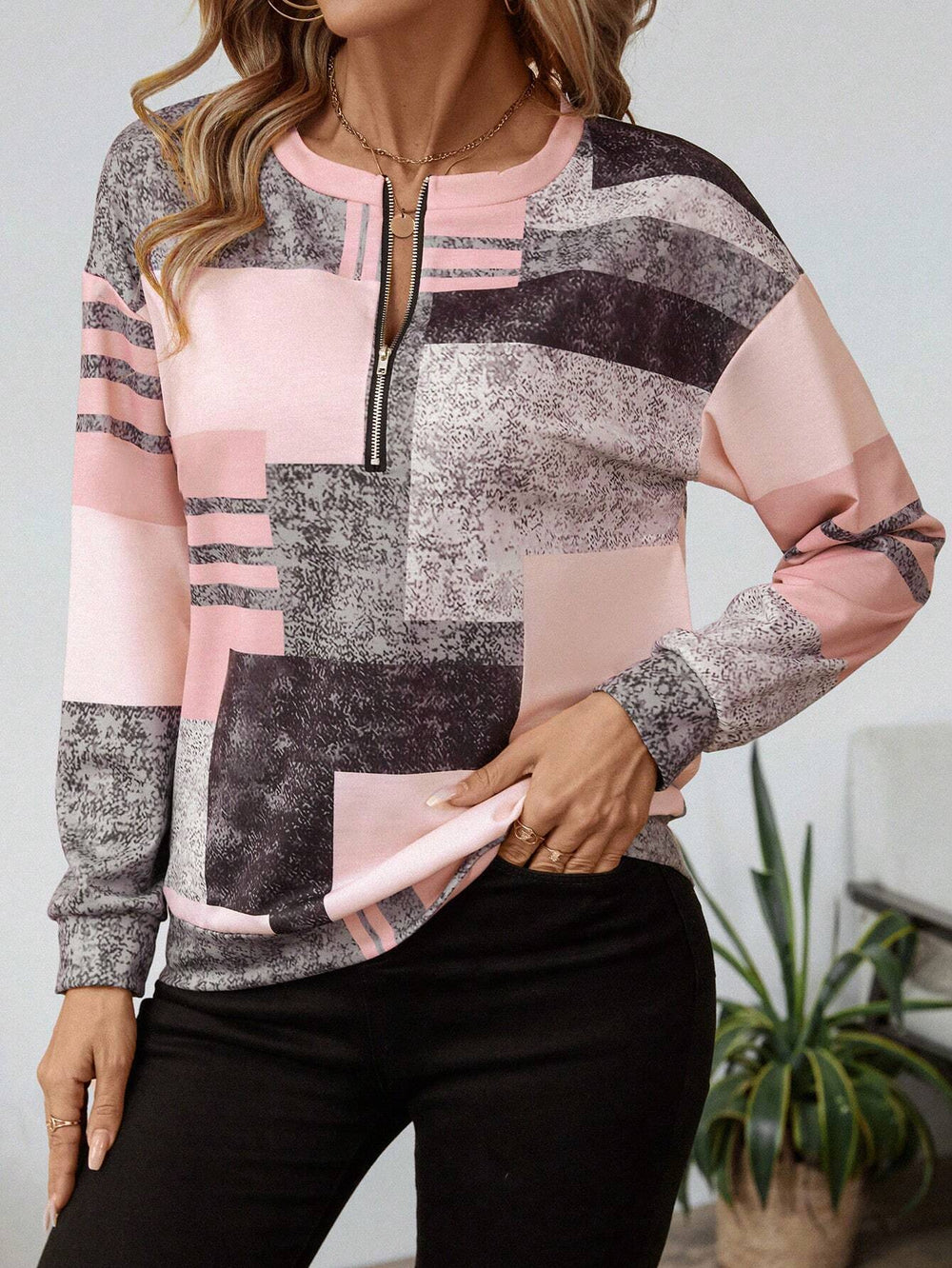 Kaimana™ Vintage-Inspired Chic Sweatshirt for Stylish Comfort | Retro Fashion Statement