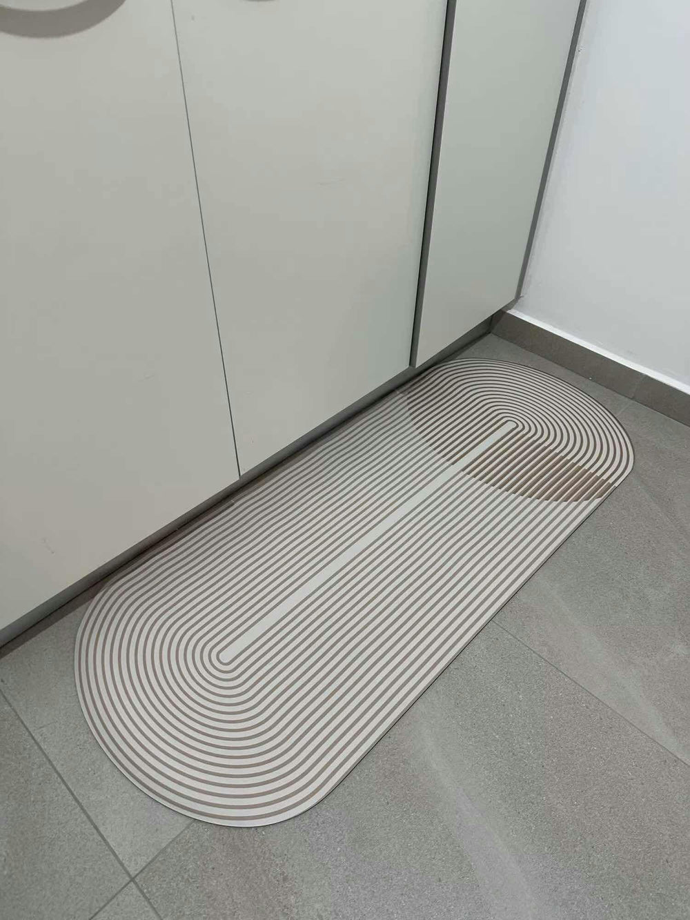Absorbent Non-Slip Kitchen Mat – DryLane