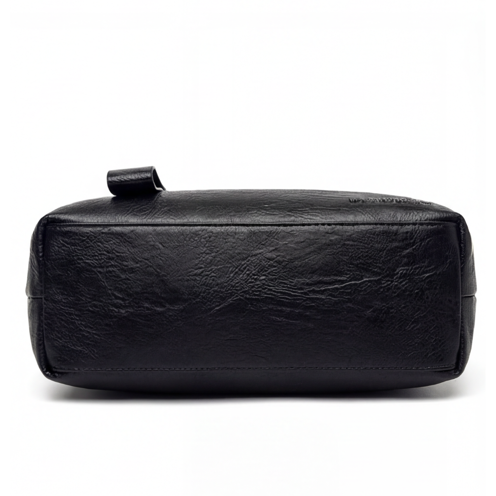 Stylish Soft Faux Leather Crossbody Bag with 3 Compartments – Perfect for Everyday Use