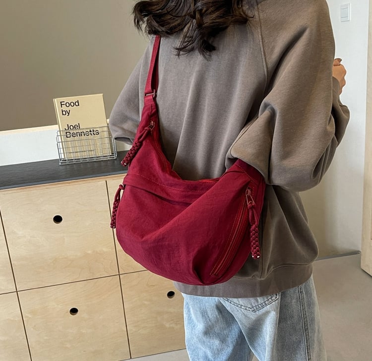 Nylon Crossbody Bag – Multiple Compartments, Adjustable Strap, 34×22cm, Unisex