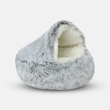 Optimized Product Title: "Gemütliche Haustierhöhle mit Kapuze – Ideal für Hunde und Katzen als Rückzugsort" 

This title includes relevant keywords while maintaining clarity and appeal for potential buyers.