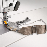 Optimized Product Title: "Doppelfalt Einfassband Aufsatz – Präzise Kantenverarbeitung für perfekte Nähte" 

This title includes relevant keywords while maintaining clarity and appeal for potential buyers.