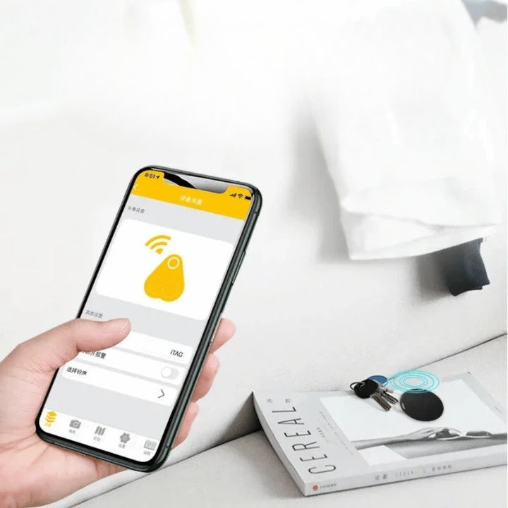 Mini GPS Tracker Set of 3 – Magnetic Mount, App Tracking & 6-Month Battery