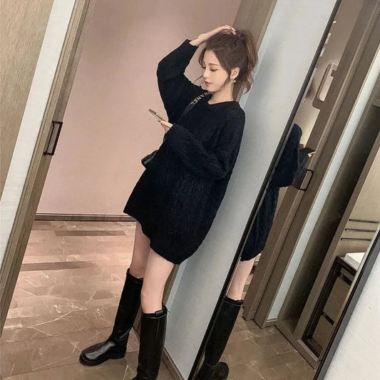 Autumn Curve Oversized Knit Sweater - Cozy Fall Fashion Essential