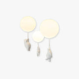 Optimized Product Title: "Bär & Ballon Hängeleuchte – Stilvolle Kinderzimmerlampe mit Warmem Licht für Gemütliche Atmosphäre" 

This title includes relevant keywords while emphasizing the product's appeal and functionality.