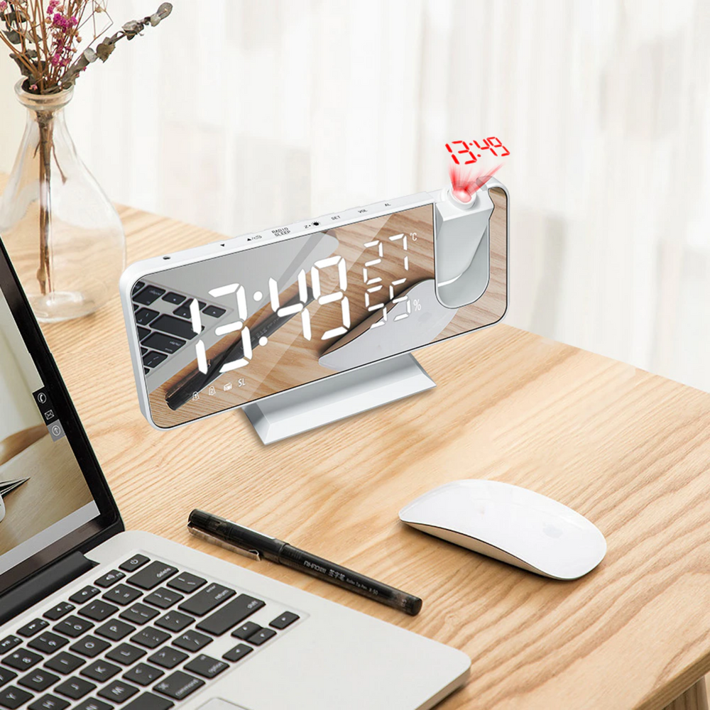 Optimized Product Title: "Digitale Projektionsuhr mit LED-Display, FM-Radio & Weckerfunktion – Perfekt für Schlafzimmer" 

This title includes relevant keywords while highlighting key features and benefits to improve visibility and appeal on Google Shoppi