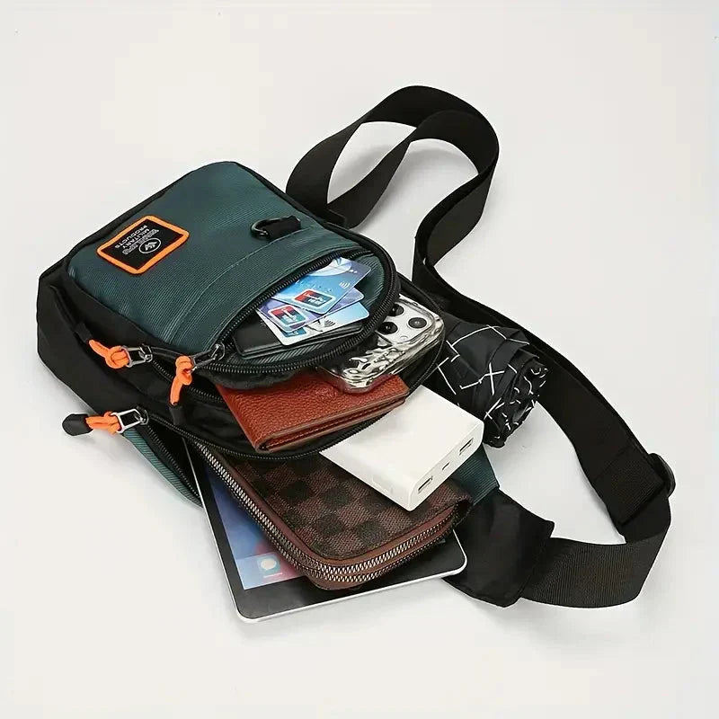 UrbanTrail Shoulder Bag - Detail