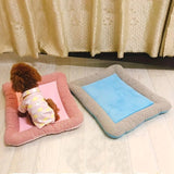 Pet Cooling Mat – Bolstered Edge, Non-Slip Base & Machine-Washable for Dogs & Cats