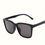 Y2K Polarized Sunglasses – UV Protection, Lightweight Frame & Unisex Retro Style