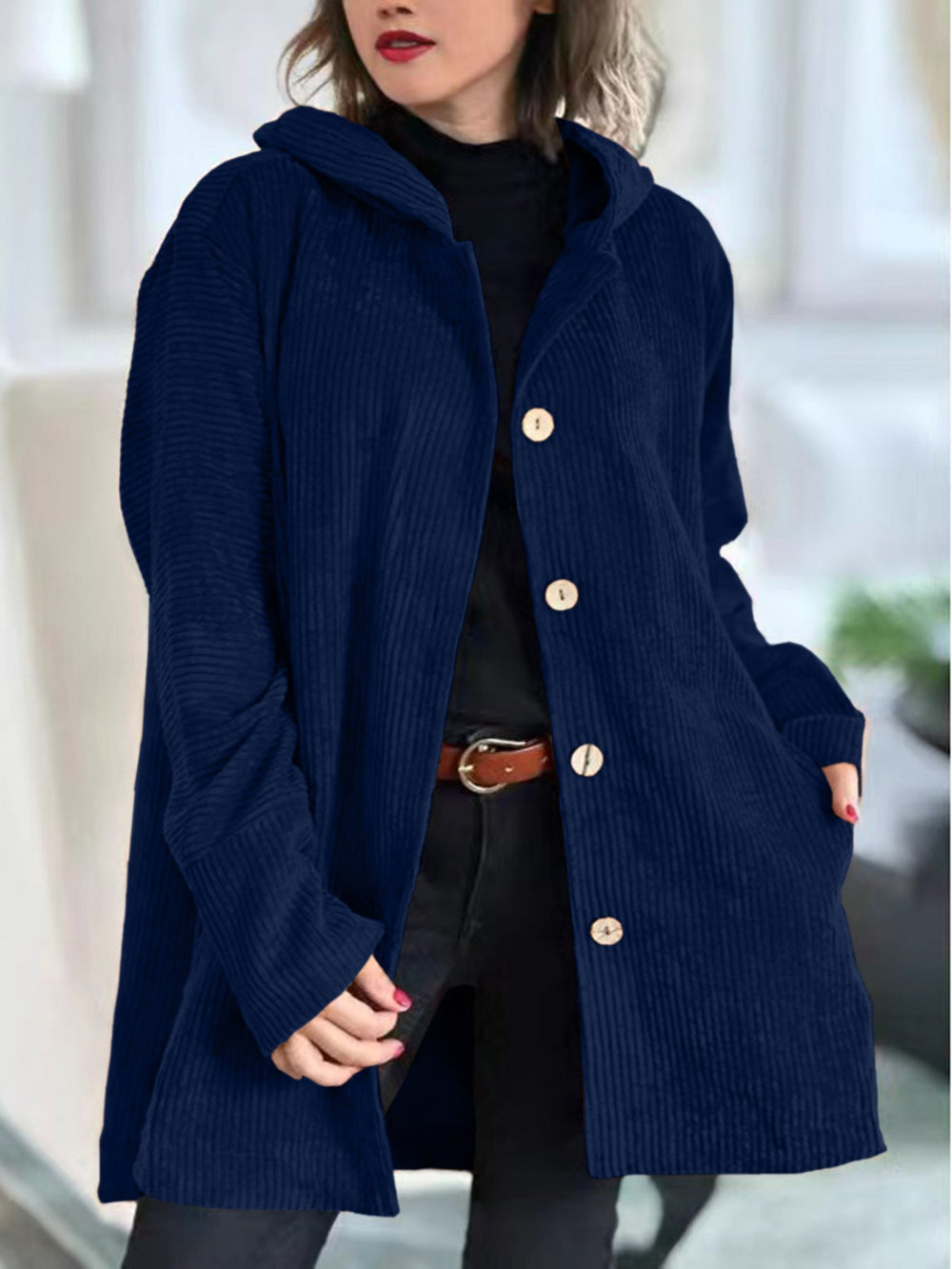 Enhanced Product Title: **Cordia™ - Bequeme Kapuzen-Cordjacke für Damen | Stylische und Gemütliche Freizeitjacke** 

This title includes relevant keywords for better visibility on Google Shopping while maintaining clarity and appeal.