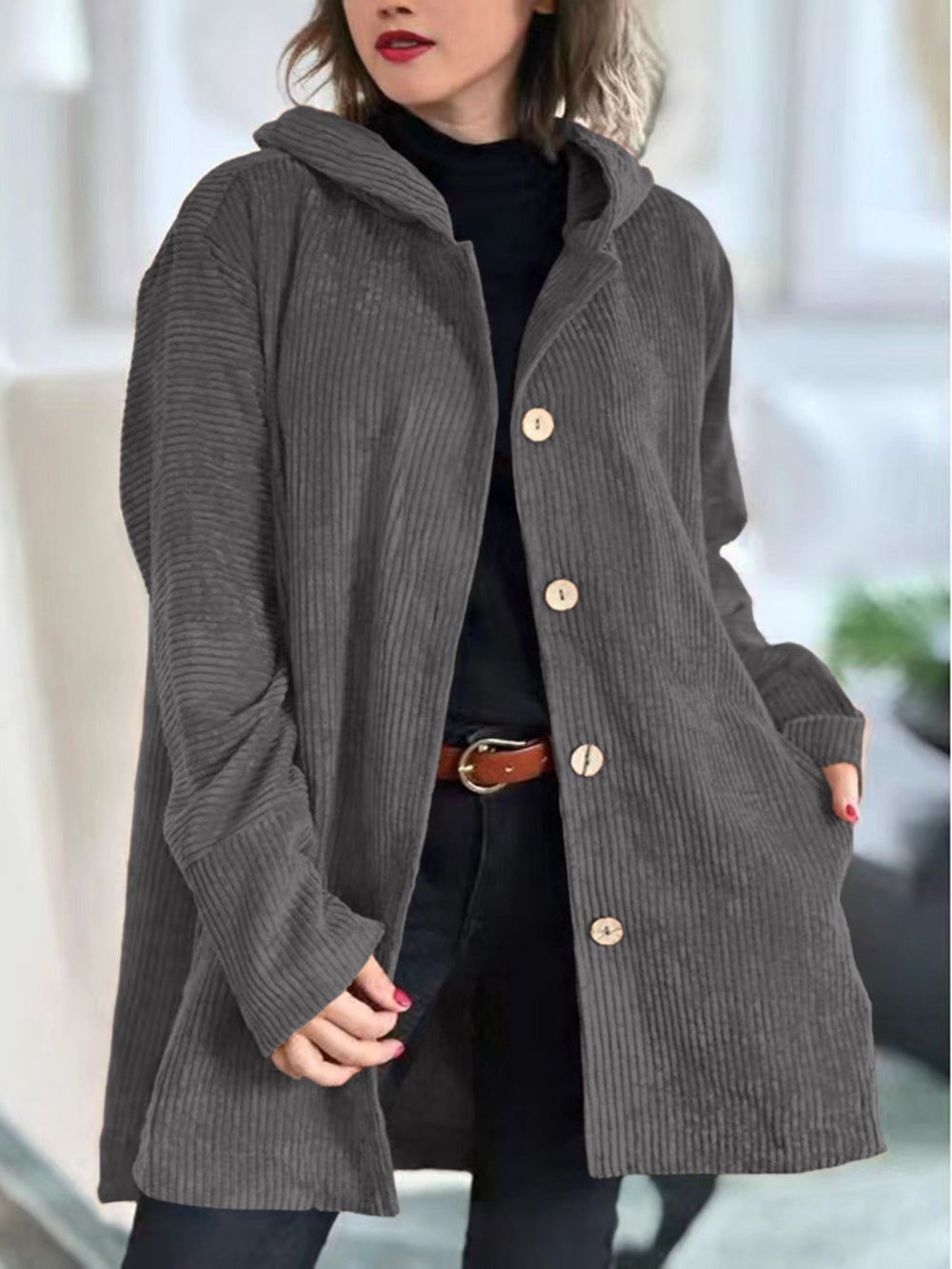 Enhanced Product Title: **Cordia™ - Bequeme Kapuzen-Cordjacke für Damen | Stylische und Gemütliche Freizeitjacke** 

This title includes relevant keywords for better visibility on Google Shopping while maintaining clarity and appeal.