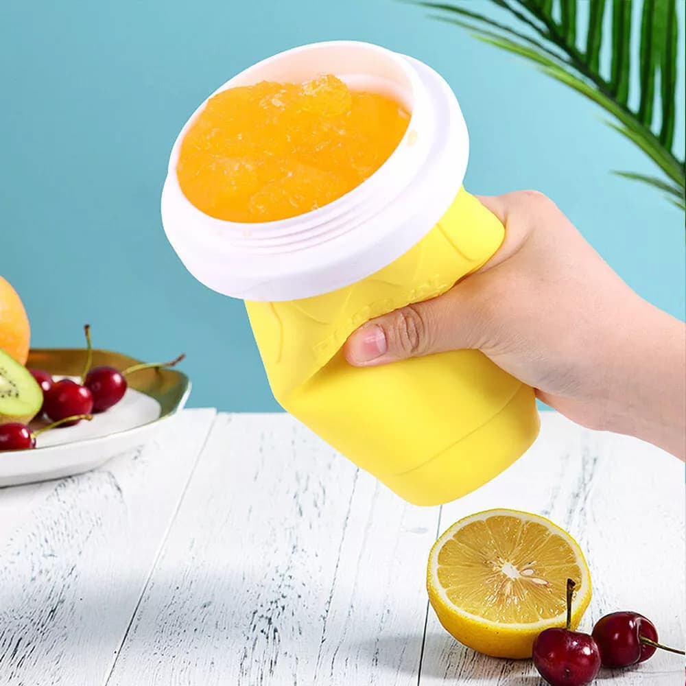 Slushy Maker Cup – Quick-Freeze Squeeze Cup, Leak-Proof Lid & 2-in-1 Straw Spoon