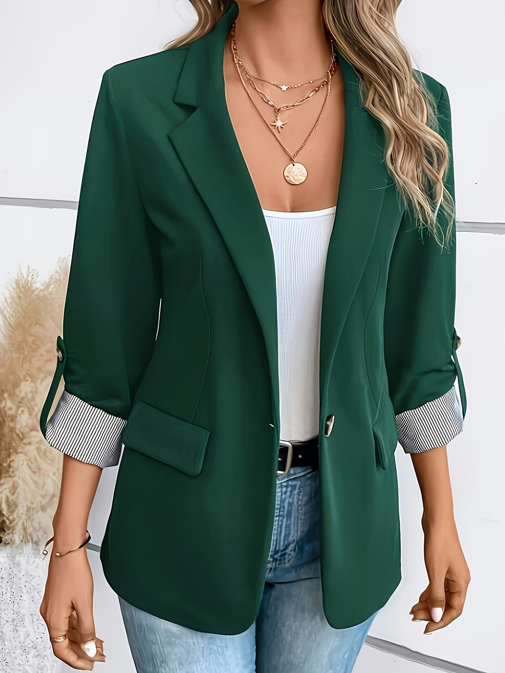 Enhanced Product Title: Jamie™ Damen Stilvoller Blazer – Eleganter Schnitt, Hochwertiges Material, Perfekt für Business und Freizeit

This optimized title includes keywords that potential customers might search for, such as "elegant," "hochwertiges Materi