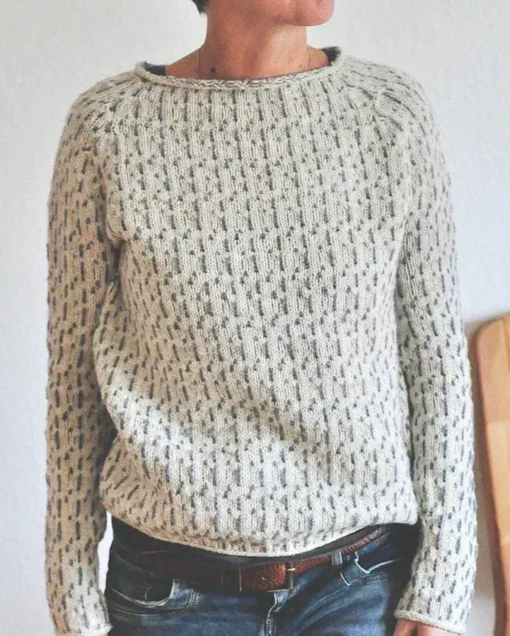 Veronika Stylish Women's Sweater - Trendy Pullover for Every Occasion