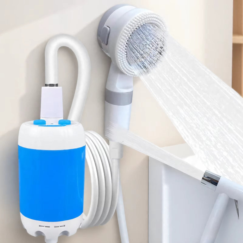 Optimized Product Title: **Tragbare Akku-Outdoor-Dusche – Ideal für Camping, Reisen und Strand** 

This title includes relevant keywords and phrases that potential customers might search for, while also highlighting the product's key features and uses.