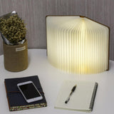 Optimized Product Title: **Faltbare LED-Buchlampe – Wiederaufladbar, dimmbar & tragbar für flexibles Lesen** 

This title includes relevant keywords while emphasizing key features to attract potential buyers.