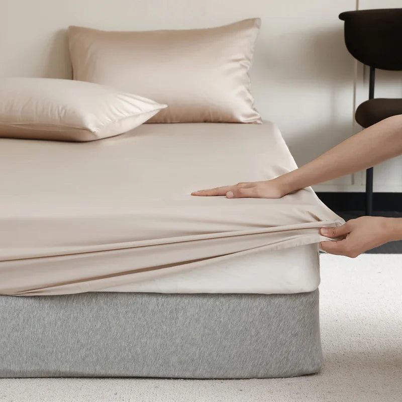 Mulberry Silk Fitted Sheet – Temperature-Regulating, Hypoallergenic & 3 Sizes