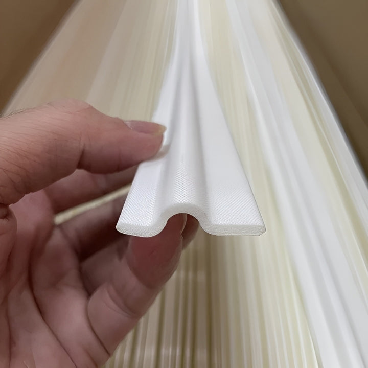Self-Adhesive Door Seal – Draft-Stopping Foam, Weatherproof & Residue-Free