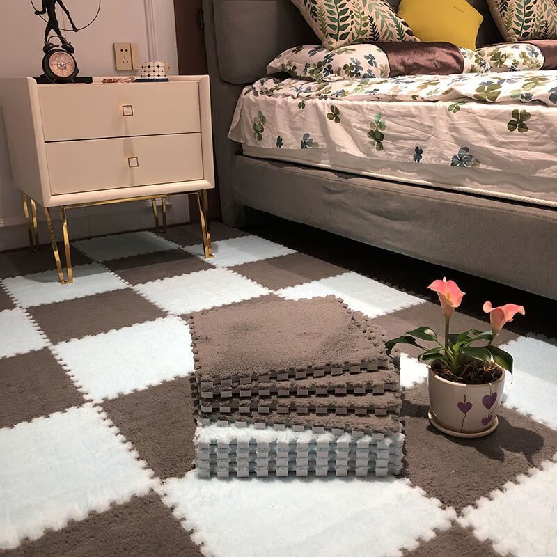 Plush Puzzle Rug Tiles – Foam, 30×30cm & Non-Slip Interlocking