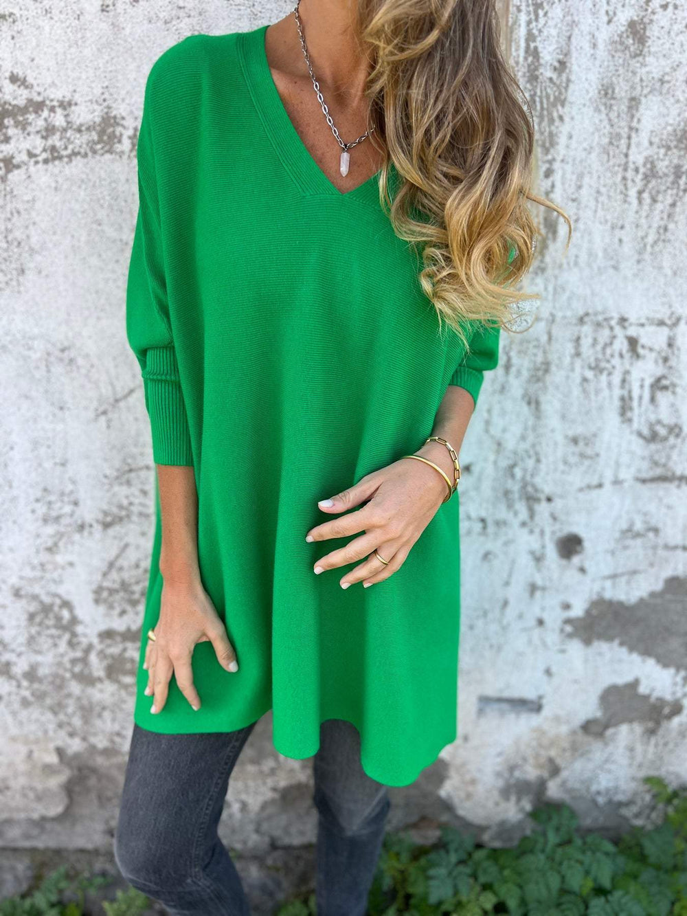 Enhanced Product Title: "Hannah V-Neck Sweater for Women - Stylish & Comfortable Knit Pullover" 

This title includes relevant keywords while providing more detail about the product, which can help improve visibility in Google Shopping searches.
