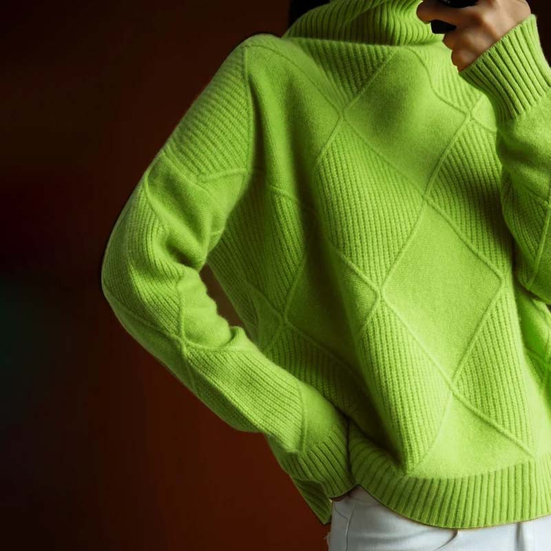 Charlotte High-Neck Pullover - Stylish & Chic Women's Sweater