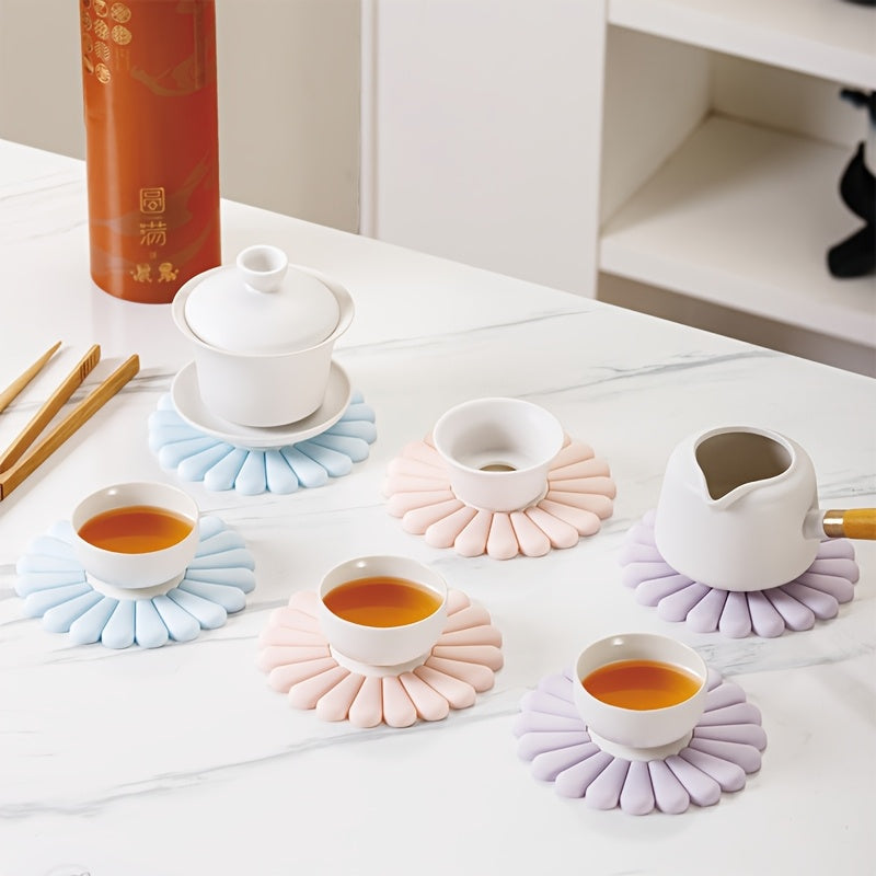 Daisy Silicone Trivet – Heat-Resistant to 230°C, Non-Slip & 25cm 2-Pack