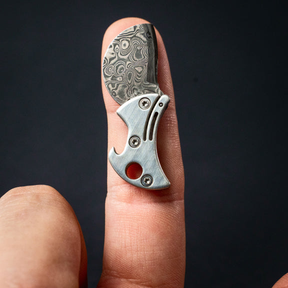 Mini Titanium Bottle Opener – Damascus Steel Blade, Keychain Size & 4.46cm Compact