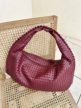 Optimized Product Title: "Geflochtene Leder Hobo Bag mit Reißverschluss – Stilvolle Handtasche für Damen, Hochwertiges Echtleder, Perfekt für Alltag und Ausgehen" 

This title includes relevant keywords while highlighting the product's features and appeal