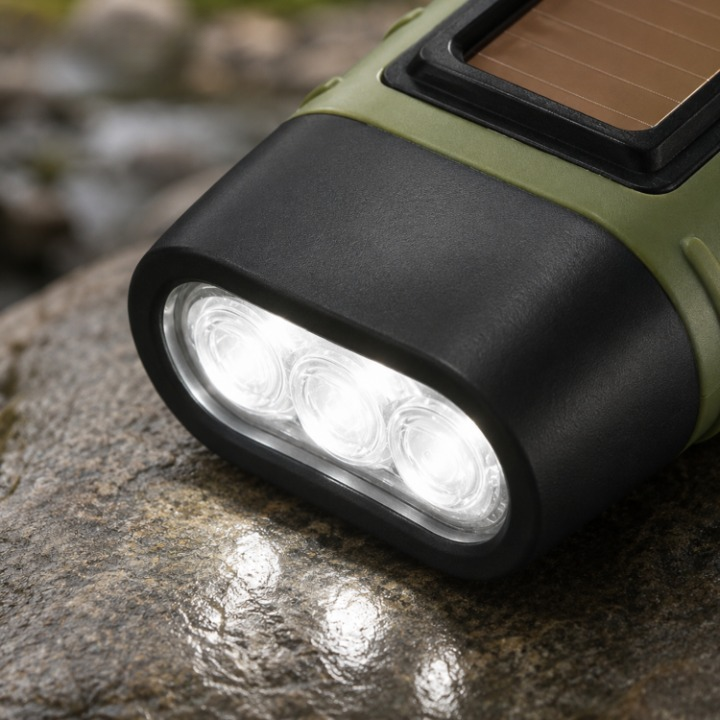 Hand-Crank LED Flashlight – Solar & Dynamo Charging, Rechargeable & Compact Design