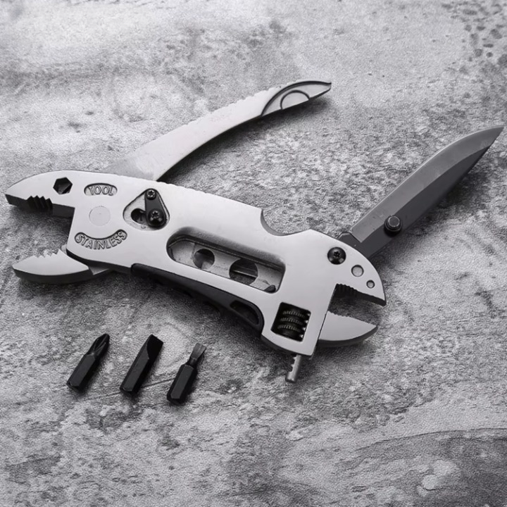 9-in-1 Multitool – Stainless Steel, 440C Blade & Foldable 12.2 cm