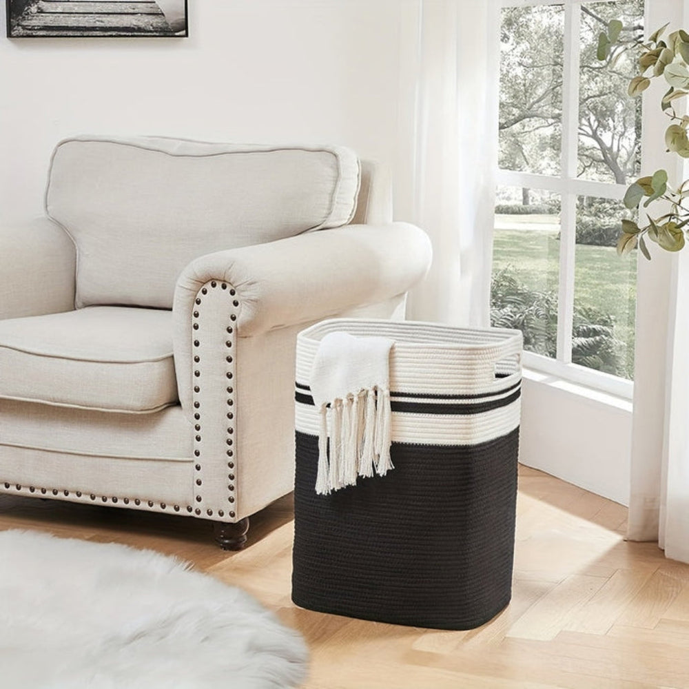 Optimized Product Title: "Großer geflochtener Baumwollseil-Wäschekorb mit praktischen Griffen – Ideal für Wäsche und Aufbewahrung" 

This title includes relevant keywords while providing additional context to attract potential buyers.